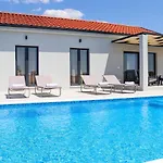 Gemini Semesterbostad Zadar